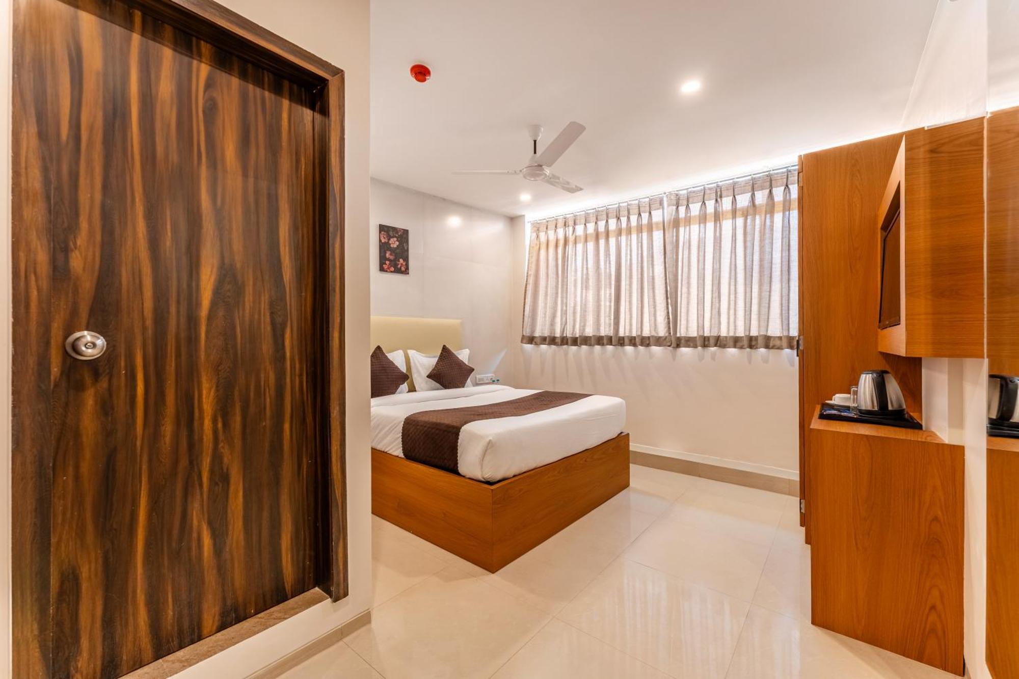 Metropolis Business Hotel Panaji Exterior foto