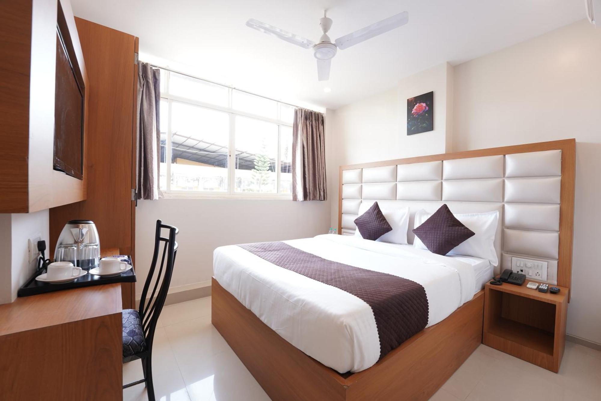 Metropolis Business Hotel Panaji Exterior foto