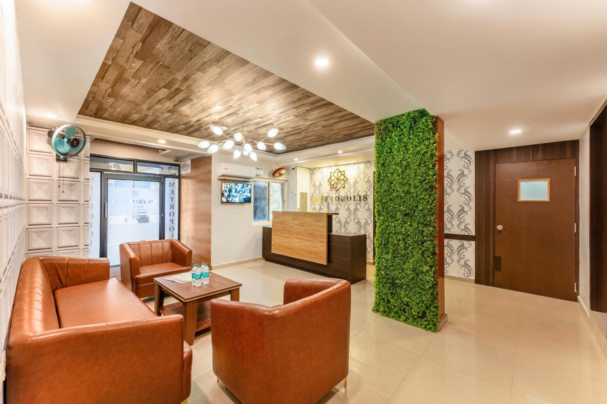 Metropolis Business Hotel Panaji Exterior foto