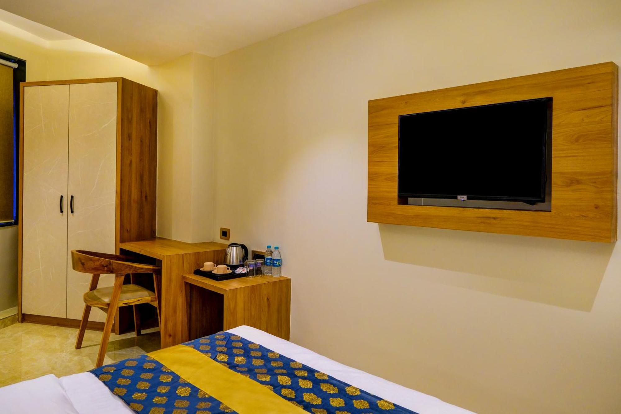 Metropolis Business Hotel Panaji Exterior foto