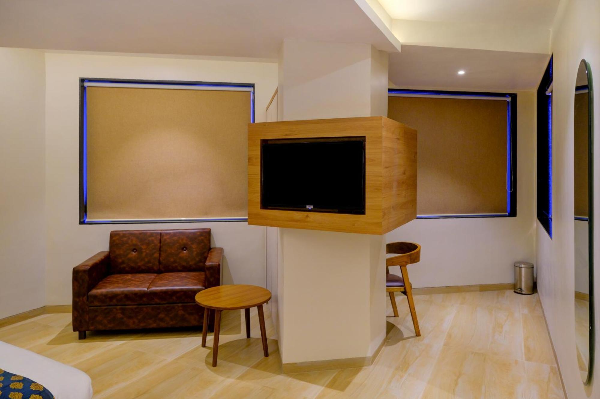 Metropolis Business Hotel Panaji Exterior foto